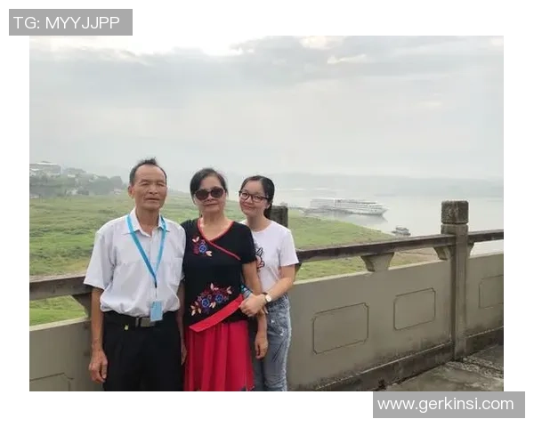 赛后分析:重庆羽毛球队与武汉羽毛球队的战术意识与团队配合探讨 赛后分析:重庆羽毛球队与武汉羽毛球队的战术意识与团队配合探讨