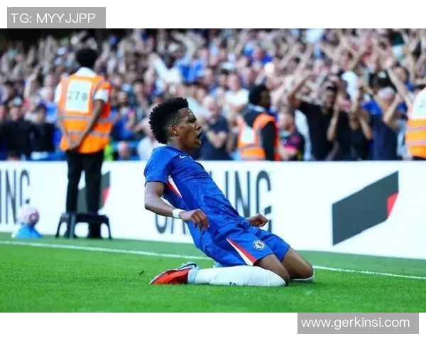 足球明星如何克服语言障碍在国际赛场上实现更好沟通与合作 足球明星如何克服语言障碍在国际赛场上实现更好沟通与合作