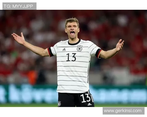 足球明星托马斯穆勒的传奇生涯与场上风采全解析 足球明星托马斯穆勒的传奇生涯与场上风采全解析